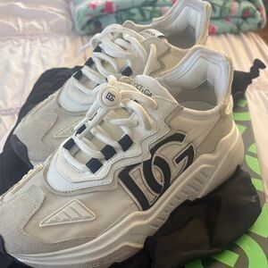Dolce & Gabbana White and Black Logo Chunky Trainer